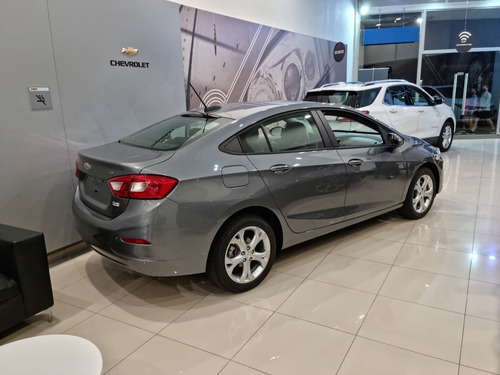 Imagen 15 de 25 de Chevrolet Cruze Lt 4 Puertas Automático Fabrica