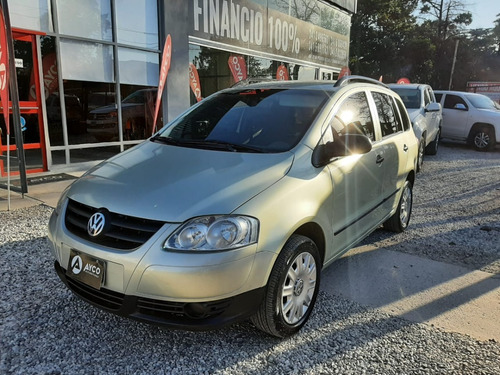 Volkswagen Suran 1.6 Confortline 5p 2009