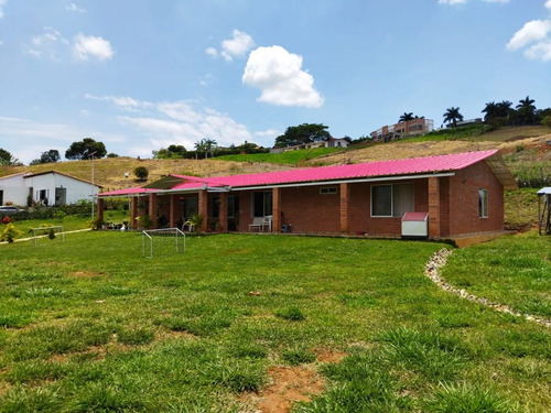 La Buitrera (acuarela) - Casa Campestre En Venta Y/o Permuta