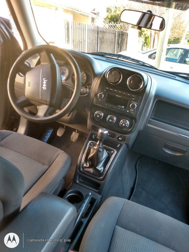 Imagen 10 de 15 de Jeep Patriot 2.4 Nafta 4x4 Todo Terreno .