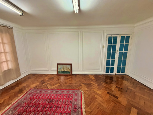 Jaime Eyzaguirre/alameda - Oficina 1er Piso 4 Privados+salon