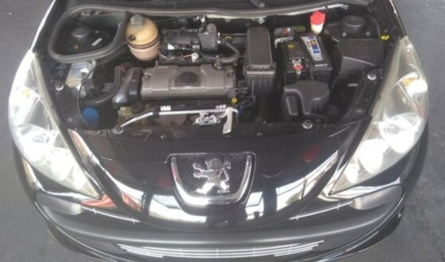 Imagem 4 de 14 de Peugeot 207 2011 1.4 Xr Flex 5p
