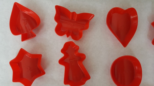 Imagen 7 de 9 de Juguete De Cocina Para Niñas,rodillo Y Cortadores Usado