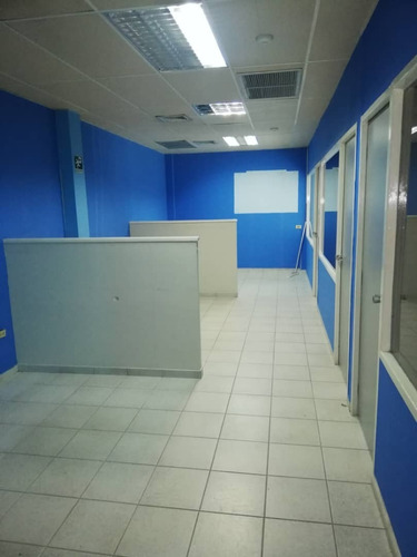 Imagen 4 de 11 de Johanna Castillo Alquila 04145951217 Galpon Zona Ind Norte Conj Cerrado