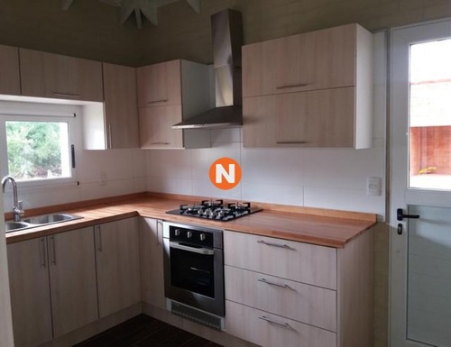 Excelente Casa A Estrenar, Pinares - Ref: 217829