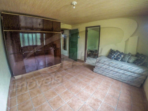 Excelente Chácara Com 143.576,00m² No Bairro Itajuba Em Barra Velha/sc (cód. 7988). - 3577988v