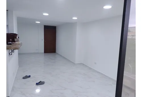 Vendo Comodo Apartamento En Campo Amor, Guayabal, Edificio
