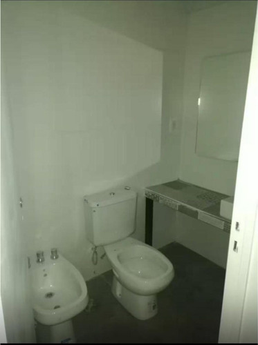 Venta Casa B Privado Frente Al Dique Potrerillos.