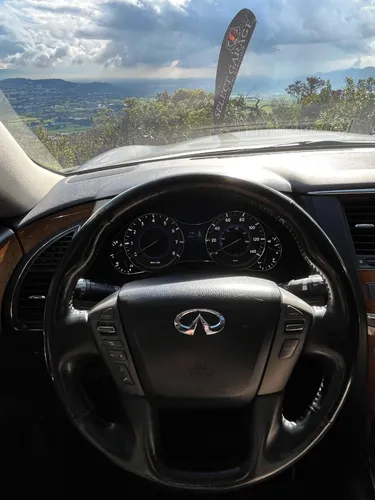 Infiniti Qx 80