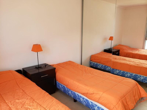 Alquiler Y Venta Apartamento 3 Dormitorios Y Dependencia Punta Del Este