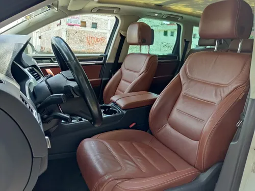 Volkswagen Touareg 3.0 At