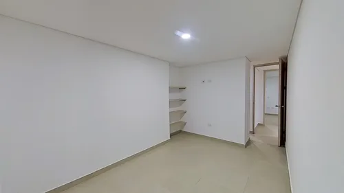 Vendo Apartamento En Edificio Luxury Tower Super Ubicacion Central