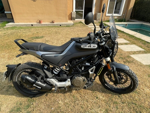 Husqvarna Svartpilen 401 2021 6.000 Km