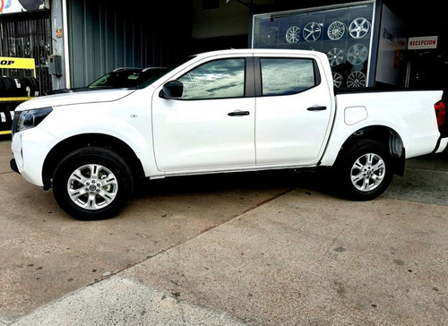 Nissan NP300 Frontier Se 4X2