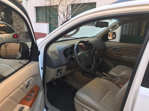 Toyota Hilux Sw4 Cuero 7 Asientos