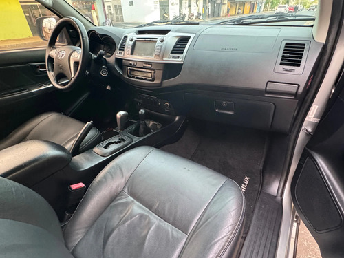 Toyota Hilux 3.0 SRV 4X4 CD 16V TURBO INTERCOOLER DIESEL 4P AUTOMÁTICO