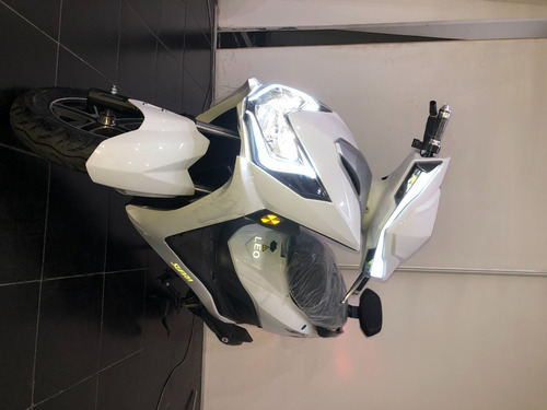 Imagen 11 de 16 de Moto Eléctrica Sunra Leo - Ecomove