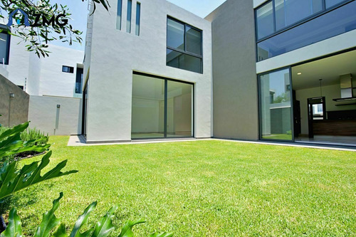 Preciosa Casa En Mitica