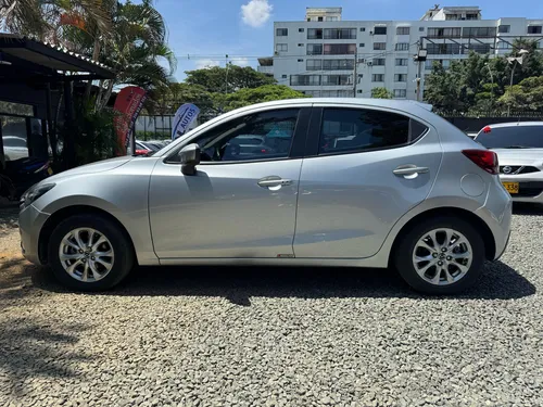 Mazda 2 Touring 2019