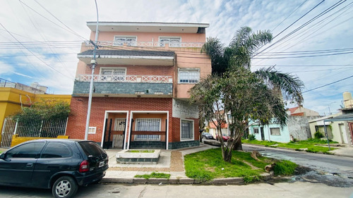 Importante Esquina En Lanús Oeste Permuta Por Dpto