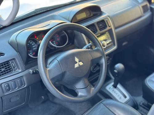 Mitsubishi Pajero TR4 2.0 4X2 16V 140CV FLEX 4P AUTOMÁTICO