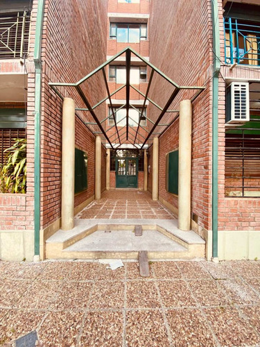 Imagen 3 de 17 de Excelente Departamento En Venta Dentro De Los 4 Bv