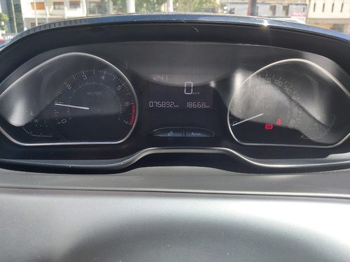 Peugeot 208 Allure Touchscreen 2016