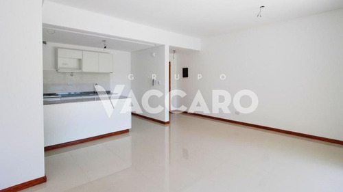 Imagen 2 de 23 de Venta Departamento 3 Ambientes En Moreno Barrio Privado