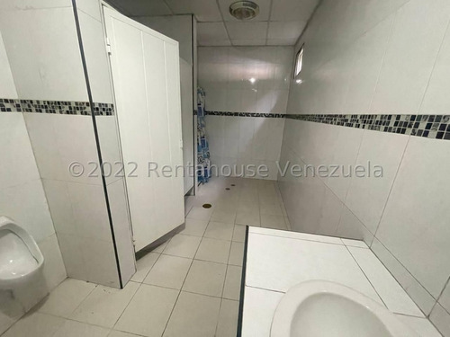 Imagen 5 de 30 de !! Edificio En Alquiler En Barquisimeto, Zona Centro, Lara, Venezuela. Contacto 0424-5257450 Codigo 23-6687 $ 1800 1200 M² **ajl**