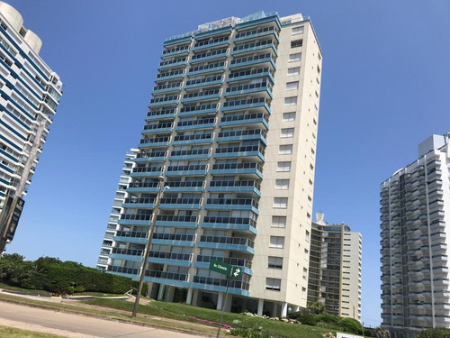 Imagen 2 de 10 de Departamento - Playa Brava