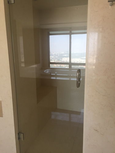 Imagen 17 de 25 de Increíble Ph Remodelado En Torre Lomas Con Vista Panorámica