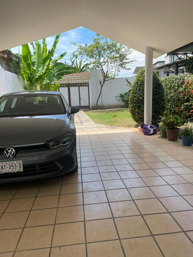 Venta De Casa Con Alberca En Colonia El Carmen En Tuxtepec Oaxaca
