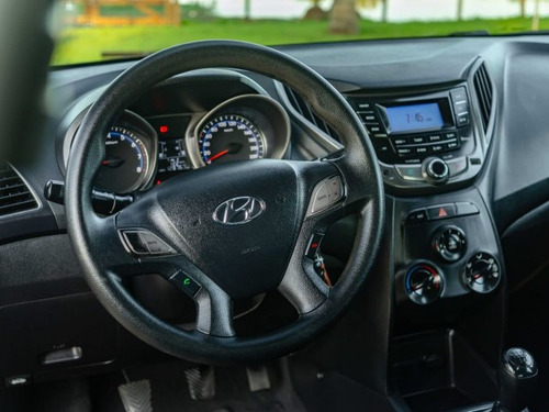 Hyundai HB20 HB20 1.6 COMFORT 16V FLEX 4P MANUAL