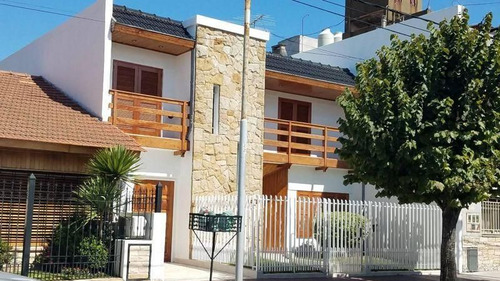 Casa En Venta En Ramos Mejía