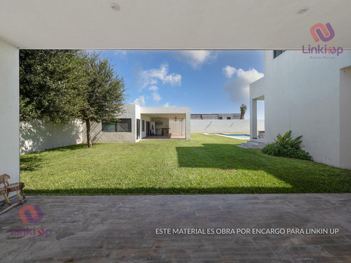 Quinta - Casa Con Alberca Y Papala En Venta Portal De Zuazua En Zona Portal Del Norte