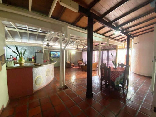 Eduardo Romero Vende Casa De Esquina En Trigal Norte 26767jg