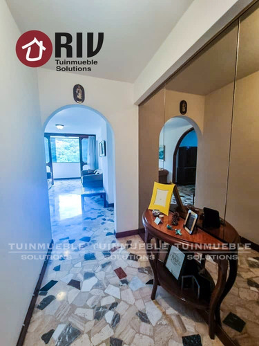Venta - Apartamento En Zona Exclusiva Del Hatillo, Distrito Capital