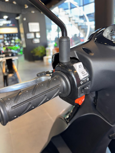 Kymco Scooter Electrico Agility Carry Ev// No Sunra
