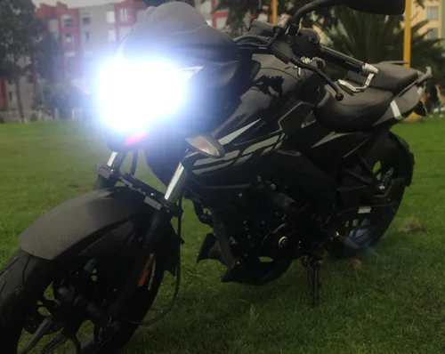 Pulsar Ns 200 Fi Negro Brillante Modelo: 2022