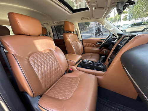 Infiniti QX80 5.6l Perfection 8 Pasajeros At
