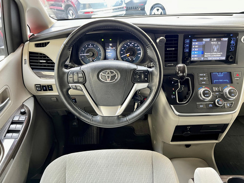 Toyota Sienna 3.5 Xle At