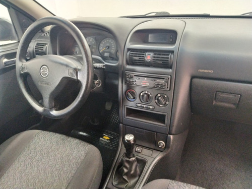 Chevrolet Astra Gl 2.0 5ptas 2010 Gris Iqy