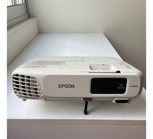 Proyector Epson Powerlite X24+ 3500lm Blanco 100v/240v