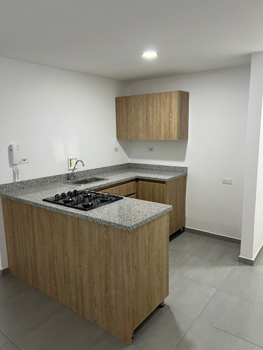 Venta De Apartamento En Itagui, Los Naranjos