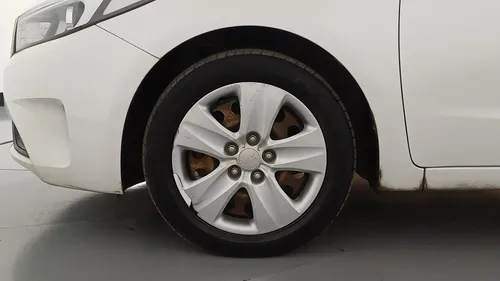 Kia Forte 2.0 L Mt