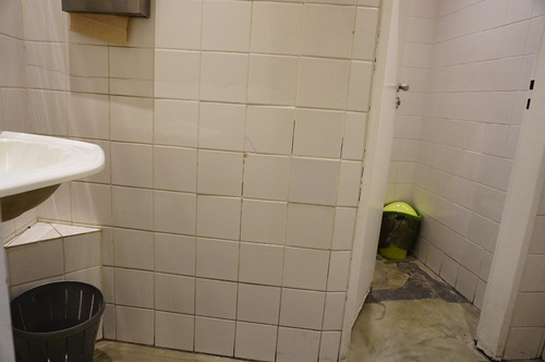 Excelente Local Ubicación Privilegiada