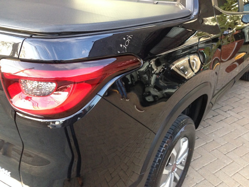 Imagem 9 de 21 de Fiat Toro 1.8 Flex Freedom Automática 2019