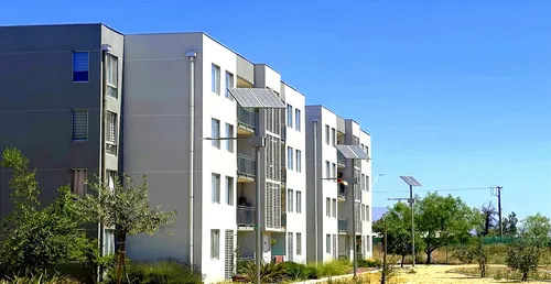 Condominio D. Eyzaguirre / Puente Alto