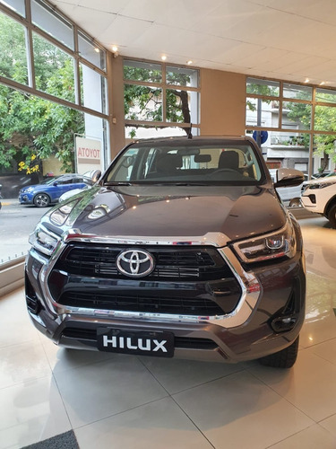 Toyota Hilux 2.8 Cd Srv 177cv 4x4 At