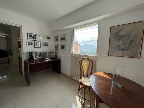 Excelente Oportunidad De Apartamento Para Uso Particular O Comercial
